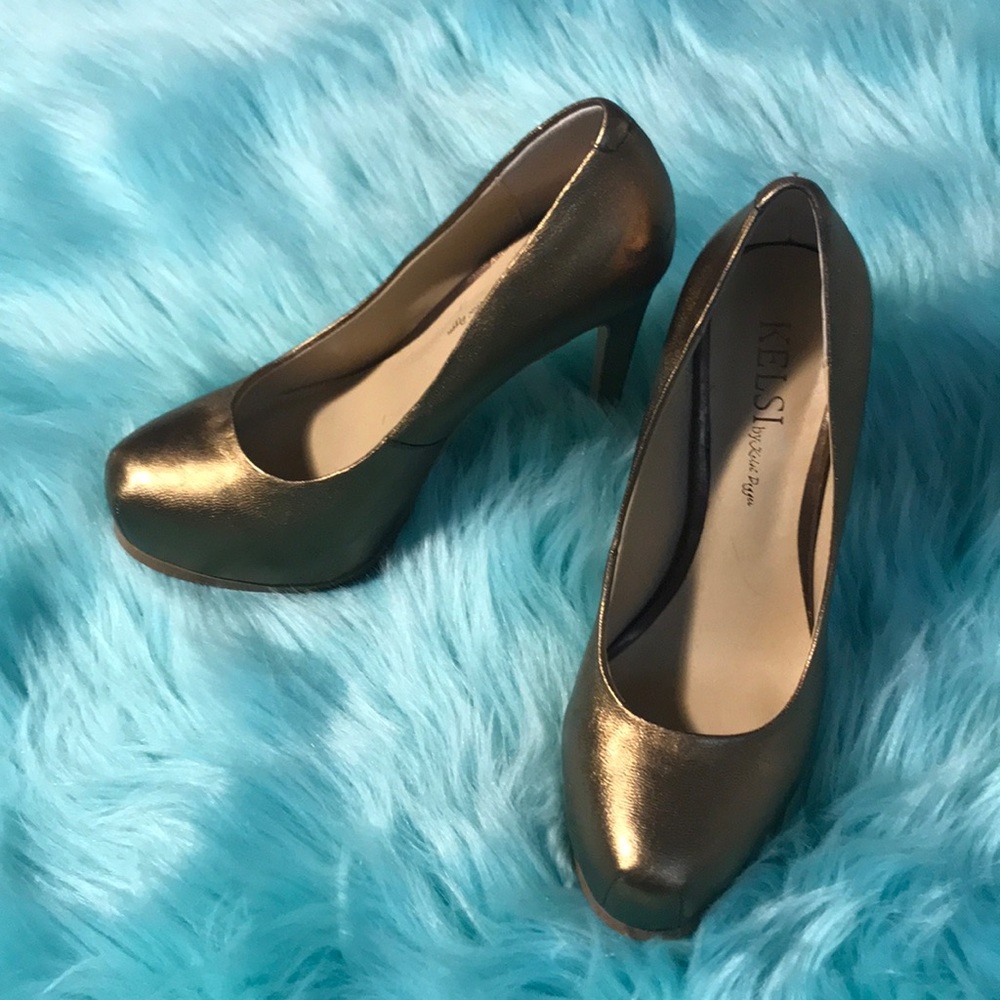 Dark GOLD size 6 platform stilettos - Picture 1 of 7